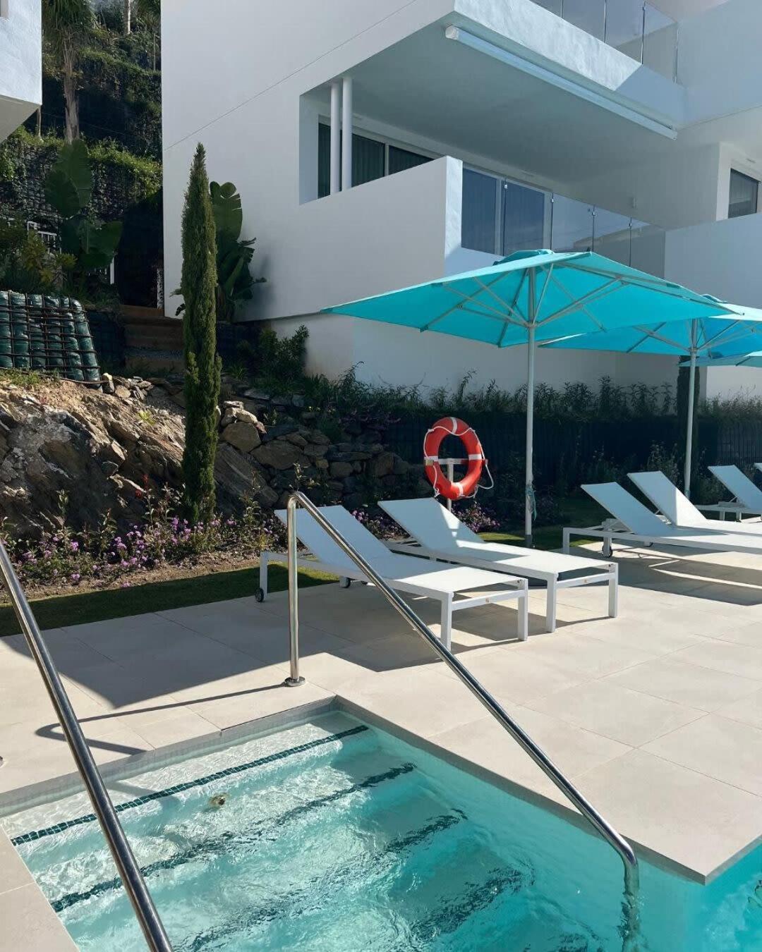 Palo Alto Indoor Pool Gym View Wifi Parking Apartment Marbella