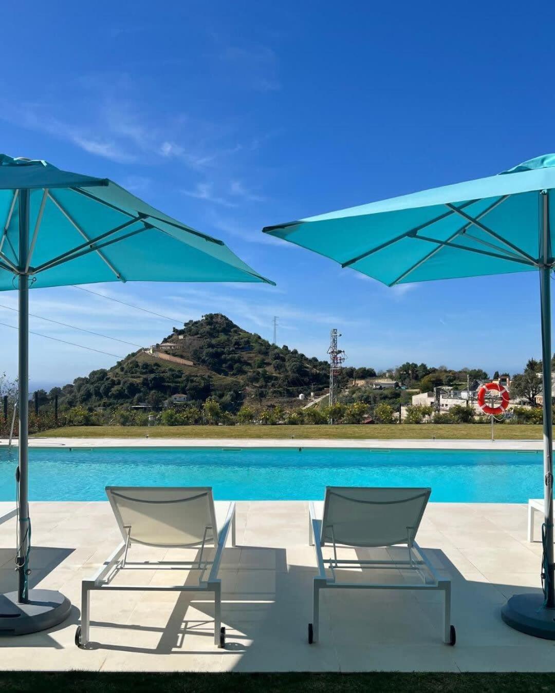Apartment Palo Alto Indoor Pool Gym View Wifi Parking *