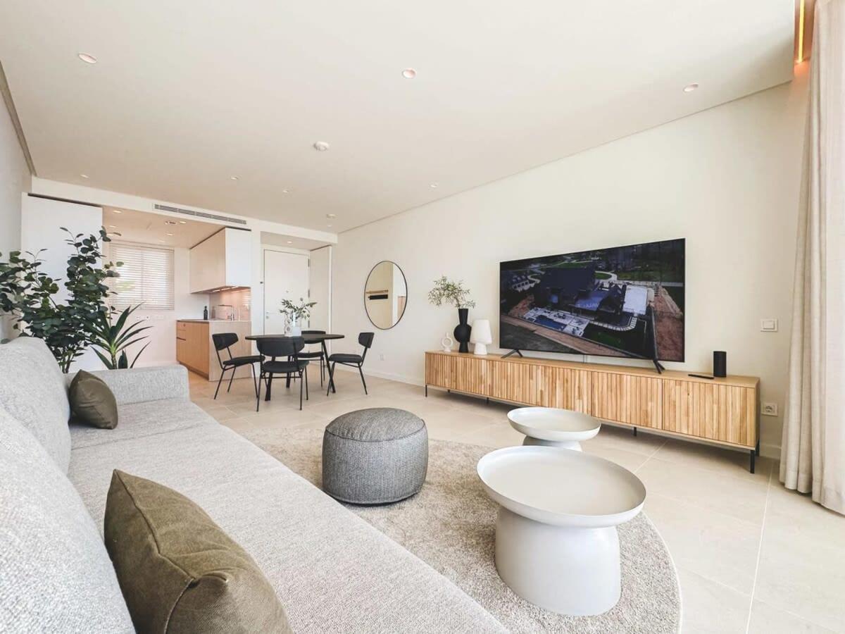 Palo Alto Indoor Pool Gym View Wifi Parking Apartment Marbella